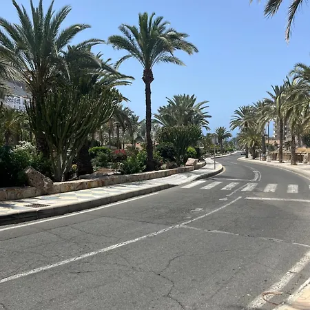 Bay Апартаменты Таурито